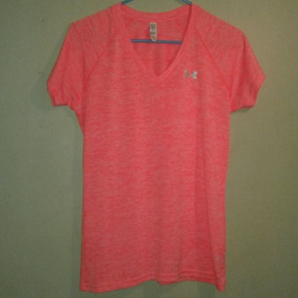 Under Armour Tops - Under Armour shirt